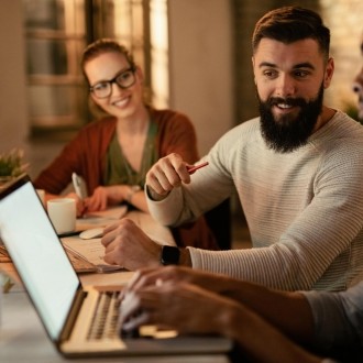 Sistemas Web Personalizados: Transformando Negócios em São Paulo