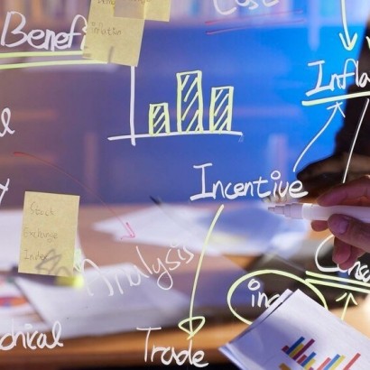 Guia Completo para Construção de Sites Personalizados para Pequenas Empresas Guia Completo para Construção de Sites Personalizados para Pequenas Empresas