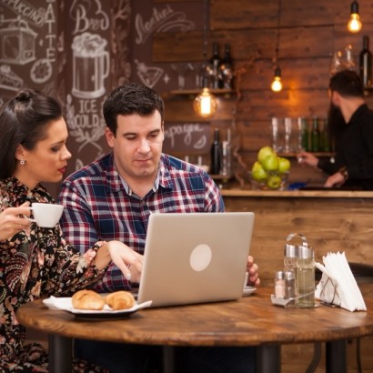 A Revolução da Construção de Sites para Bares e Restaurantes A Revolução da Construção de Sites para Bares e Restaurantes