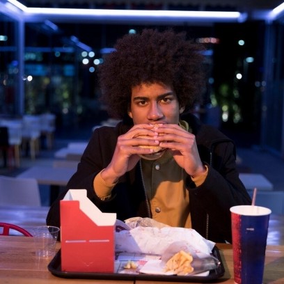 A Verdade Cruel: Por Que Restaurantes em São Paulo Precisam de Sites Personalizados