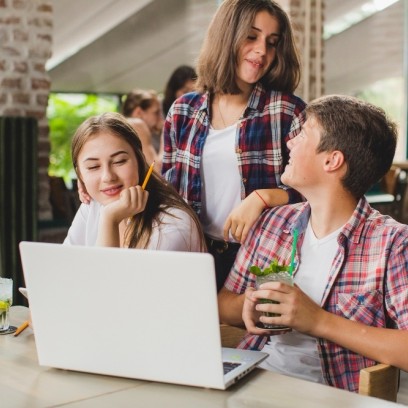 A Revolução na Construção de Sites para Escolas A Revolução na Construção de Sites para Escolas
